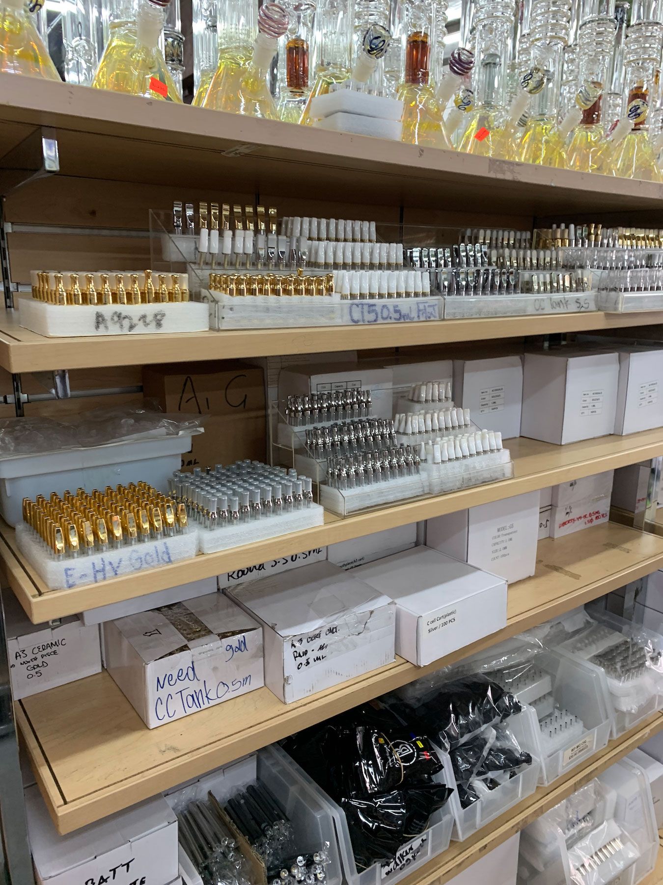 Every type of vape cart, for wholesale in downtown LA. (David Downs/Leafly)