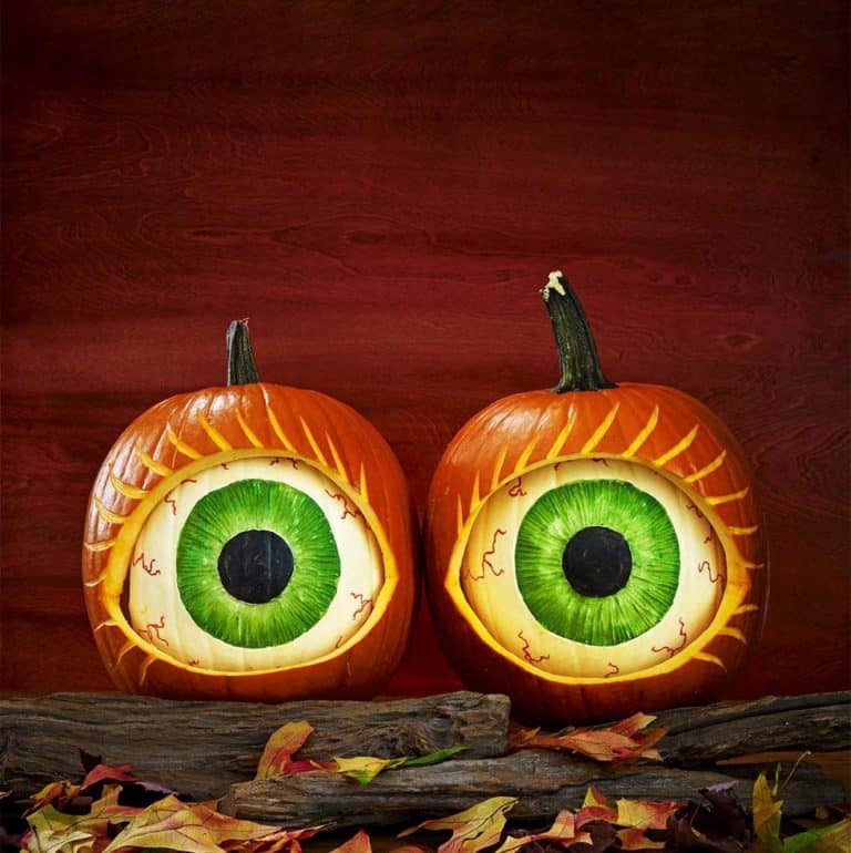 Clever-Pumpkin-Carving-Ideas-For-Halloween-17-1-Kindesign-768x770.jpg