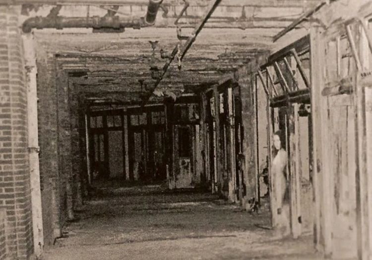 Ghostly-Apparitions-Captured-in-Haunted-Hospitals-and-Insane-Asylums-9.jpg