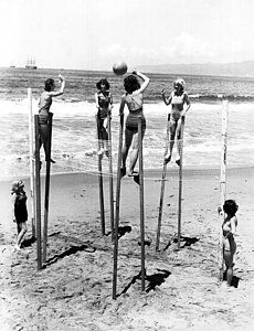 women-on-stilts-retro-images-archive.jpg