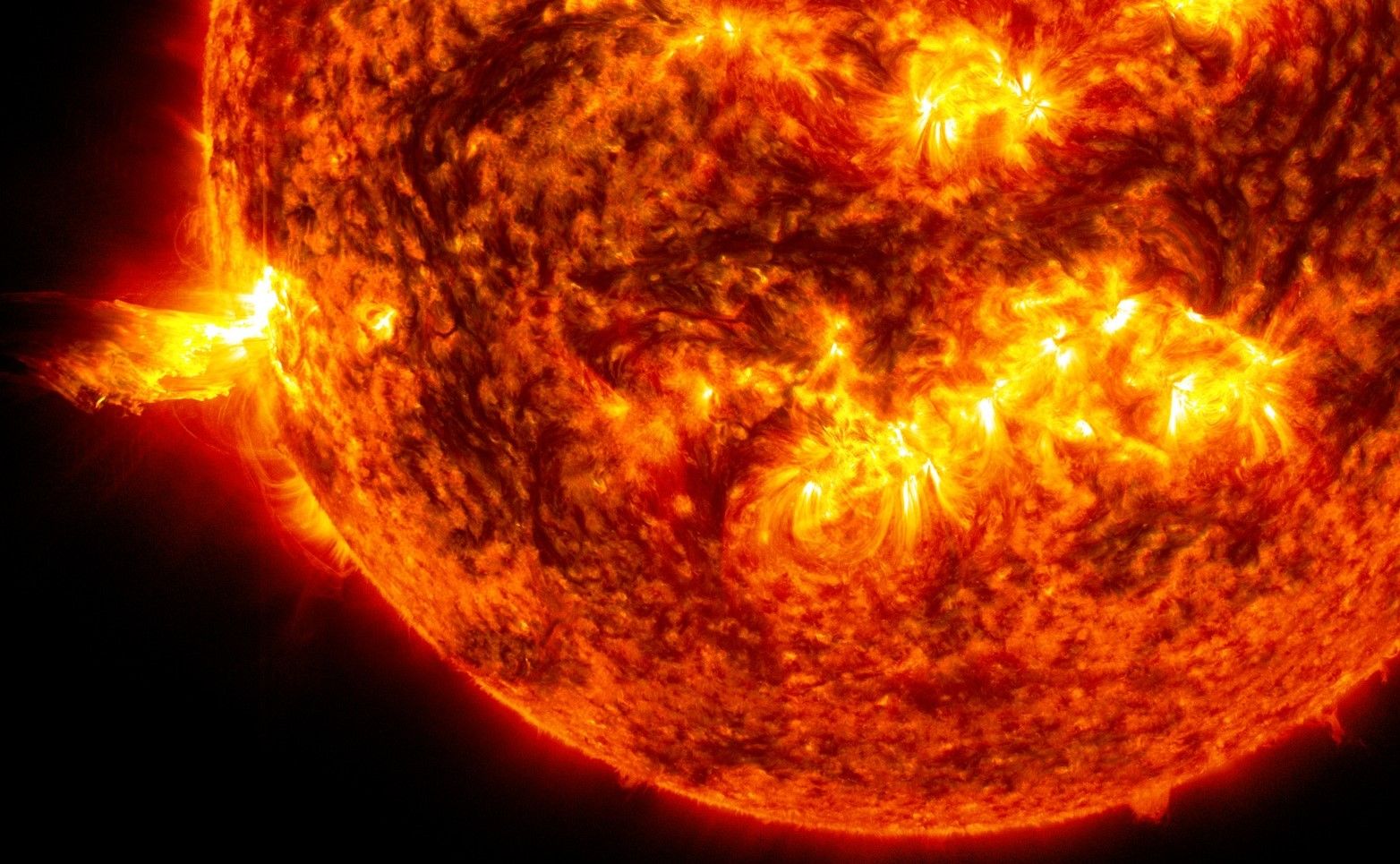 Sam-30-April-2020-solar-activity.jpg