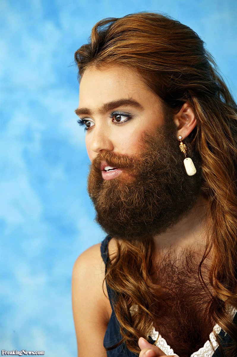 Hairy-Jessica-Alba-with-a-Beard--96635.jpg