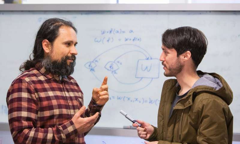 Young physicist 'squares the numbers' on time travel