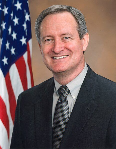 Official Photo of Mike Crapo